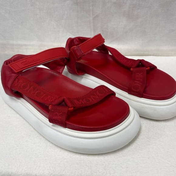 Red Moncler sandals - Picture 3 of 6